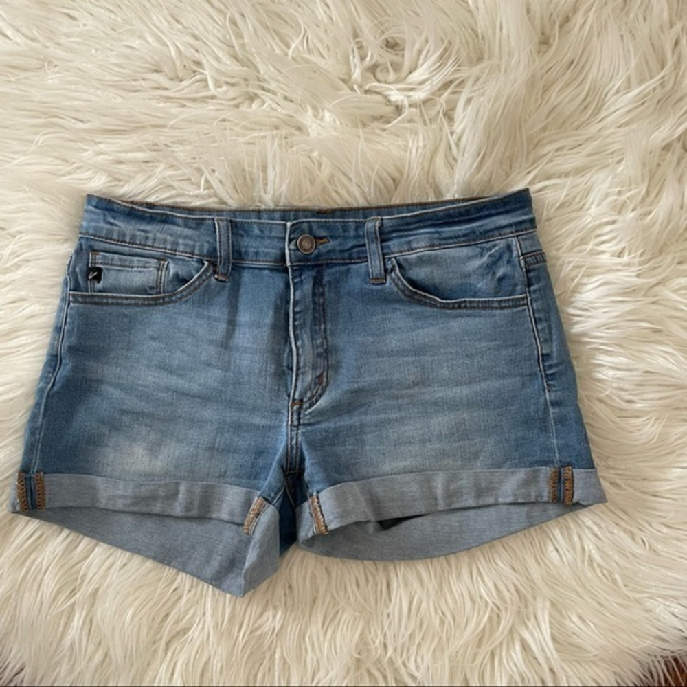 Kancan stretch denim jean shorts cuffed hem size 11 29